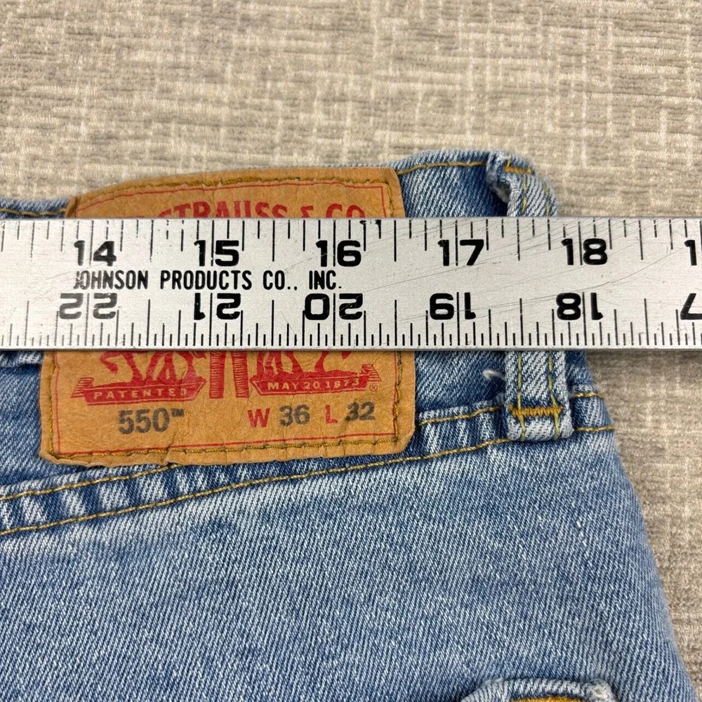 Levis 550 Mens 36x32 Heavy Distress Jeans Thigh Fade ** Vintage Style ** Denim